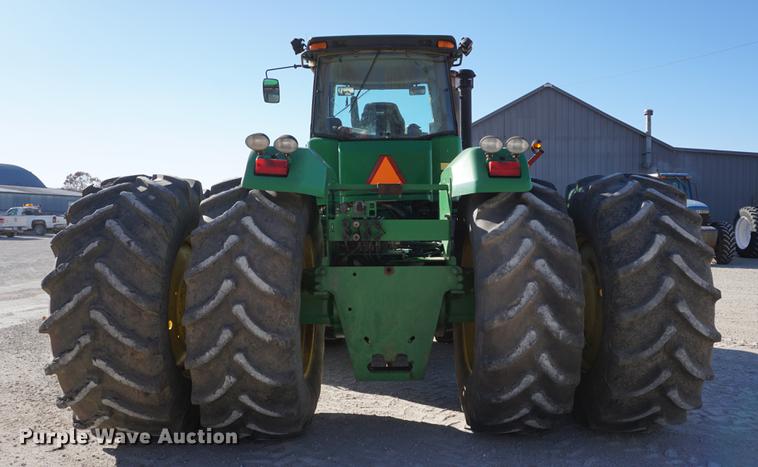 image for item DA1469 2006 John Deere 9520 4WD tractor