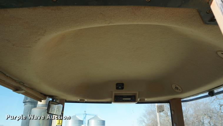 image for item DA1469 2006 John Deere 9520 4WD tractor