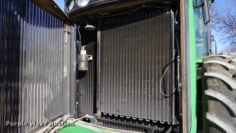 image for item DA1469 2006 John Deere 9520 4WD tractor