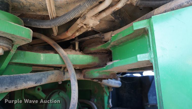 image for item DA1469 2006 John Deere 9520 4WD tractor