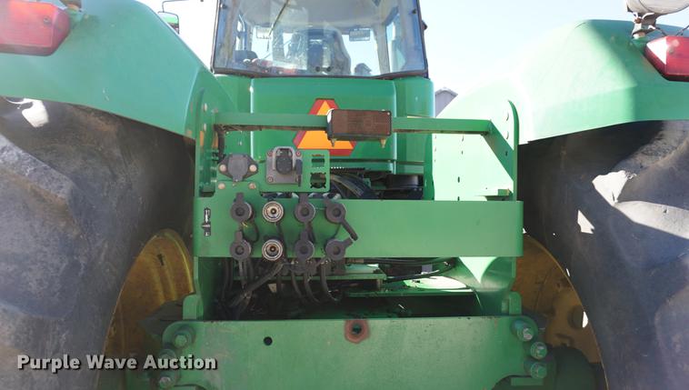 image for item DA1469 2006 John Deere 9520 4WD tractor