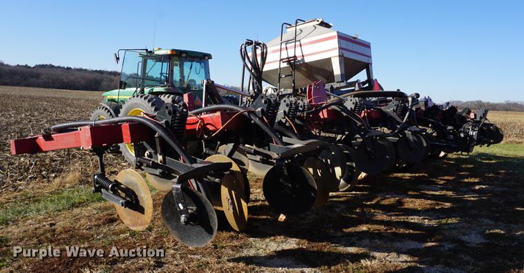 image for item DA1470 2011 Case IH Nutri-tiller 5310 strip till applicator