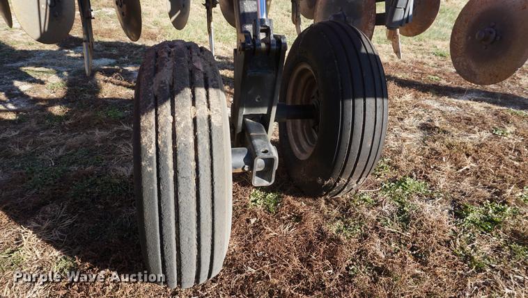 image for item DA1470 2011 Case IH Nutri-tiller 5310 strip till applicator