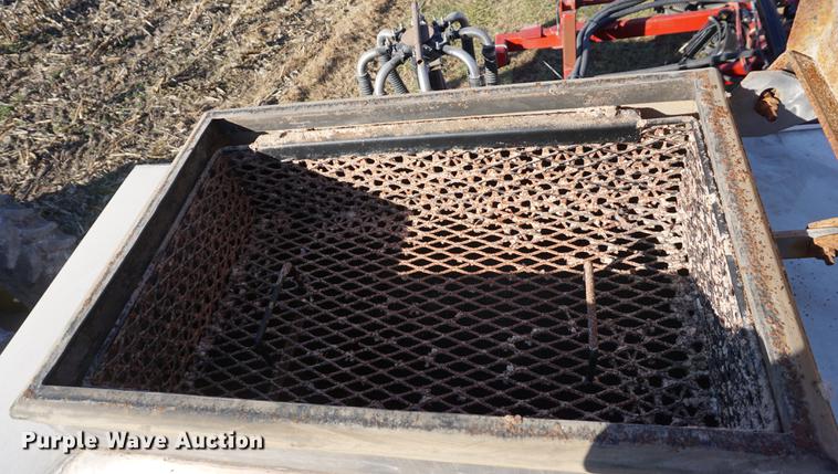 image for item DA1470 2011 Case IH Nutri-tiller 5310 strip till applicator