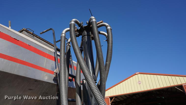 image for item DA1470 2011 Case IH Nutri-tiller 5310 strip till applicator