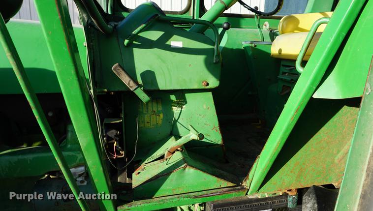 image for item DA1477 1970 John Deere 4020 tractor