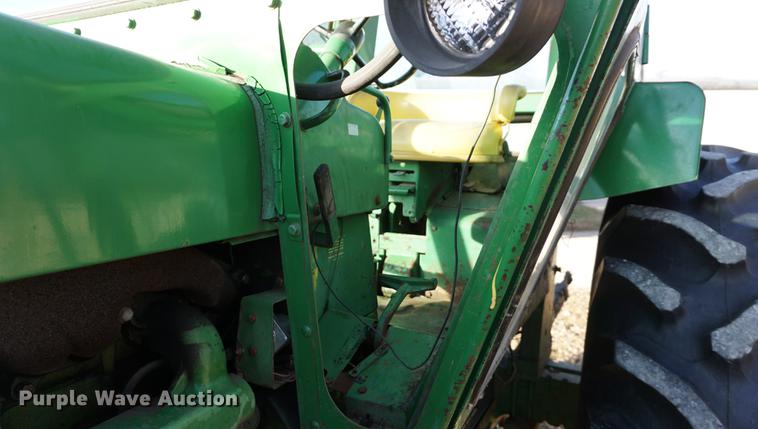 image for item DA1477 1970 John Deere 4020 tractor