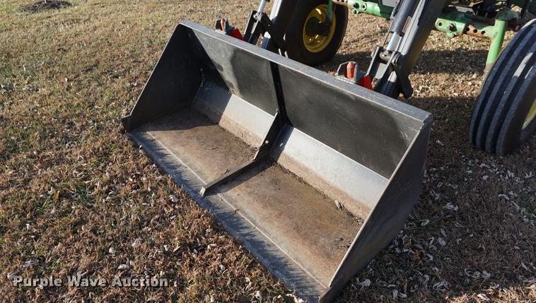 image for item DA1477 1970 John Deere 4020 tractor