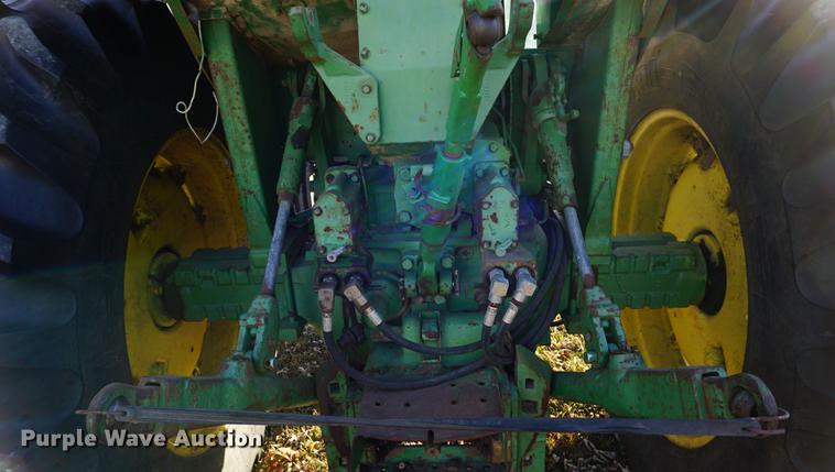 image for item DA1477 1970 John Deere 4020 tractor