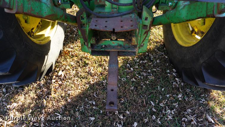 image for item DA1477 1970 John Deere 4020 tractor