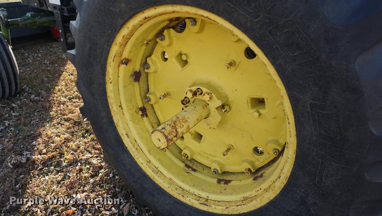 image for item DA1477 1970 John Deere 4020 tractor