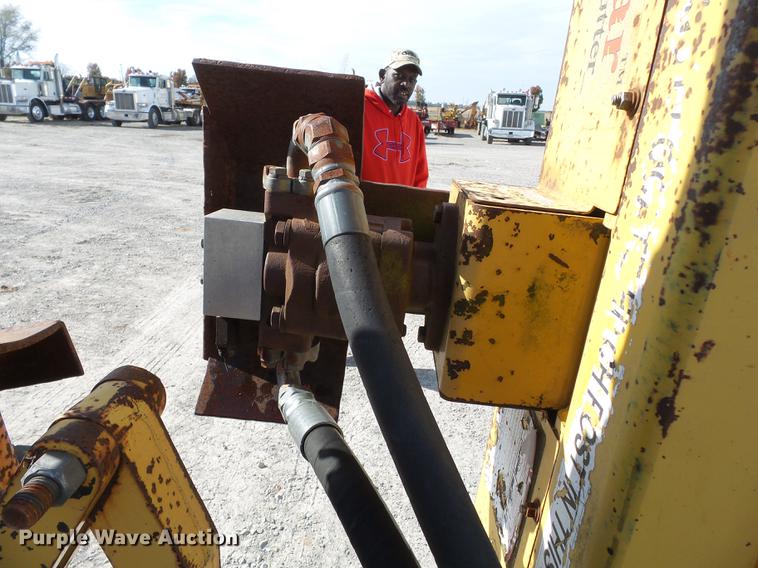 image for item DA2436 2004 Case IH MXM130 MFWD tractor