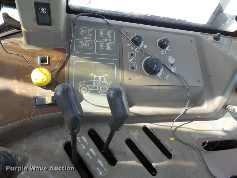 image for item DA2436 2004 Case IH MXM130 MFWD tractor