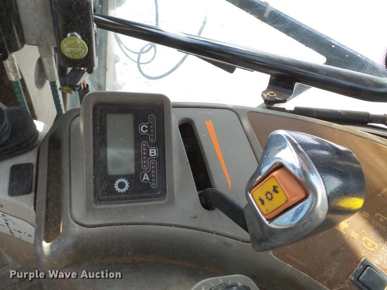 image for item DA2436 2004 Case IH MXM130 MFWD tractor