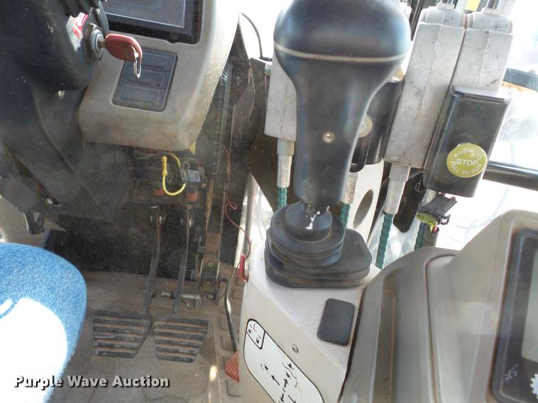 image for item DA2436 2004 Case IH MXM130 MFWD tractor