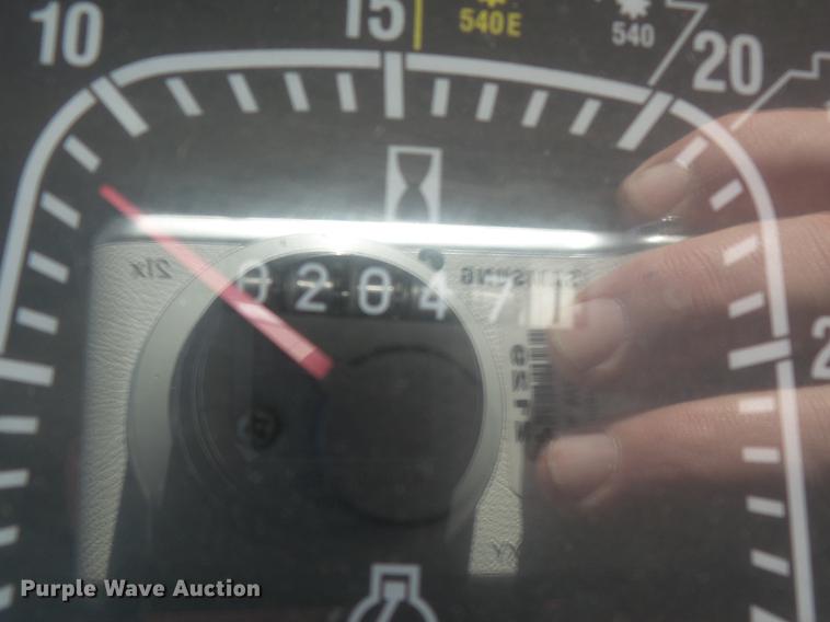 image for item DA2436 2004 Case IH MXM130 MFWD tractor