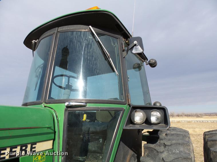 image for item DA3571 1978 John Deere 4640 tractor