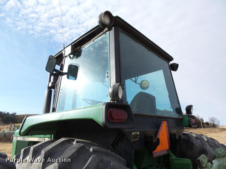 image for item DA3571 1978 John Deere 4640 tractor