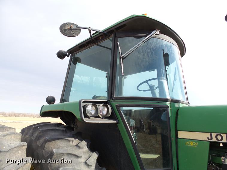 image for item DA3571 1978 John Deere 4640 tractor