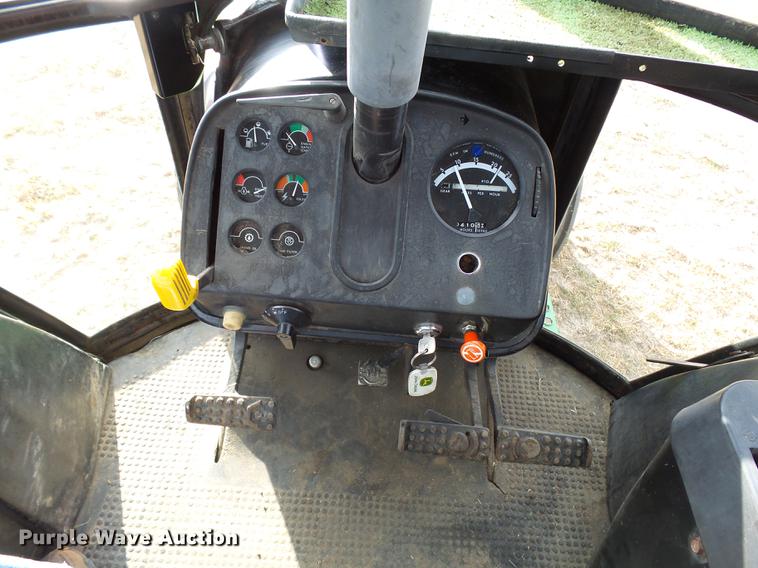 image for item DA3571 1978 John Deere 4640 tractor