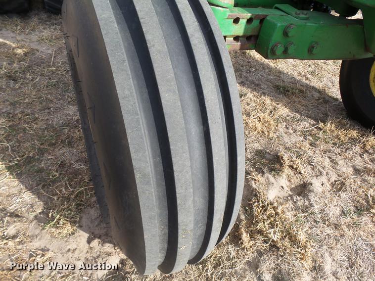 image for item DA3571 1978 John Deere 4640 tractor