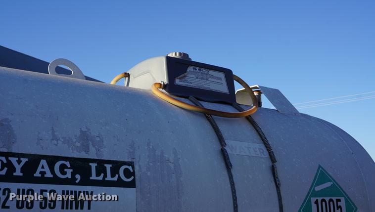 image for item DB0307 Anhydrous ammonia tank