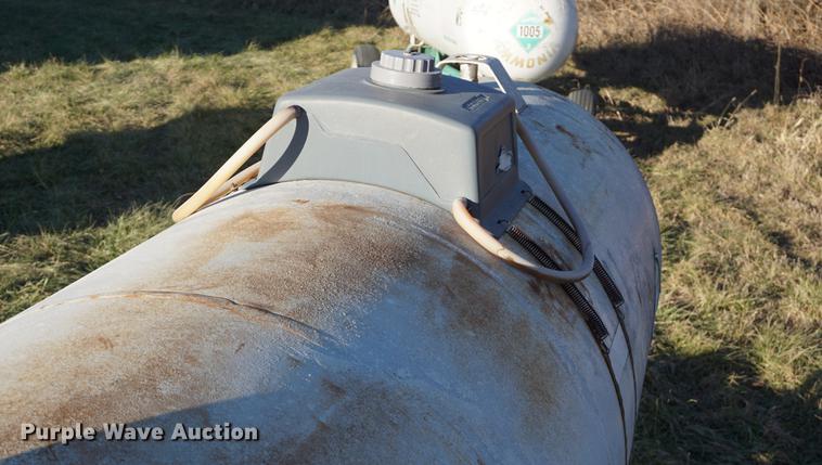 image for item DB0308 Anhydrous ammonia tank