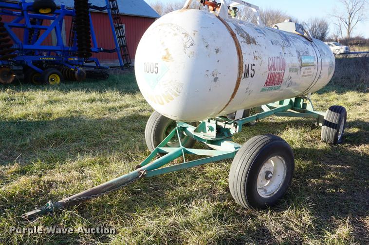 image for item DB0309 Anhydrous ammonia tank