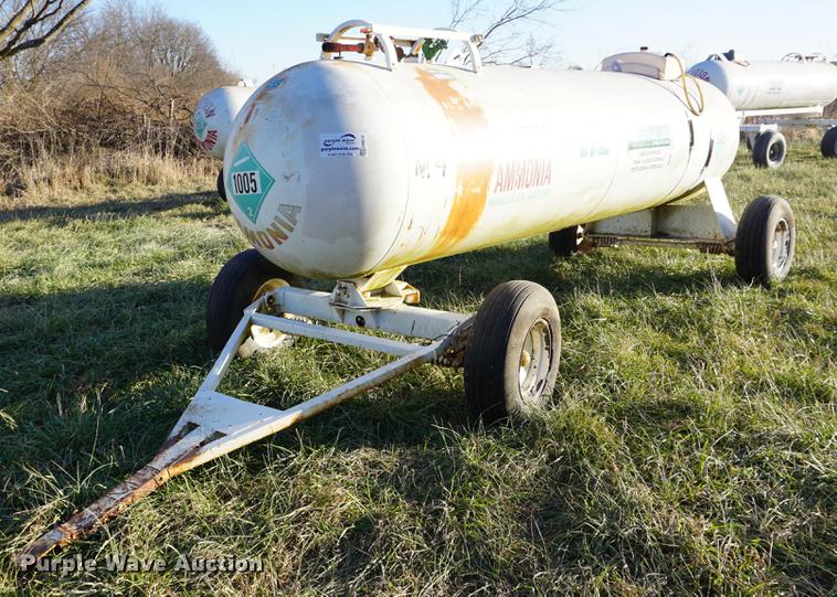 image for item DB0310 Anhydrous ammonia tank