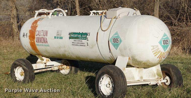 image for item DB0310 Anhydrous ammonia tank