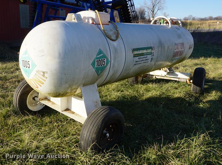 image for item DB0310 Anhydrous ammonia tank