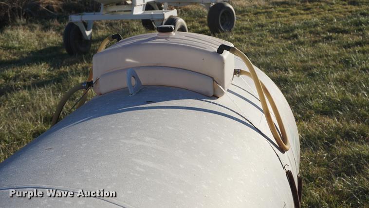 image for item DB0310 Anhydrous ammonia tank