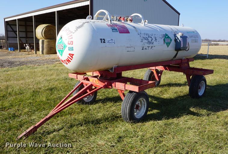 image for item DB0314 Anhydrous ammonia tank
