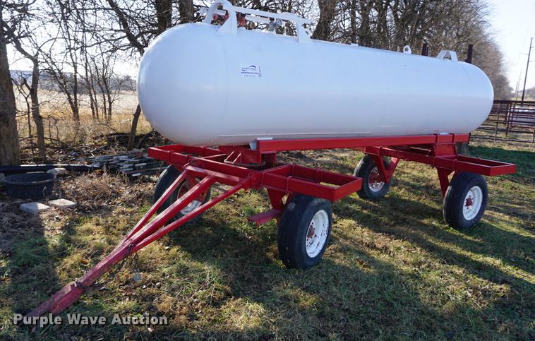 image for item DB0315 Anhydrous ammonia tank