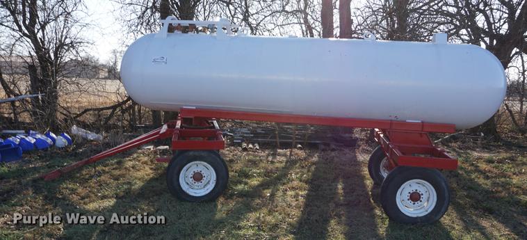 image for item DB0315 Anhydrous ammonia tank