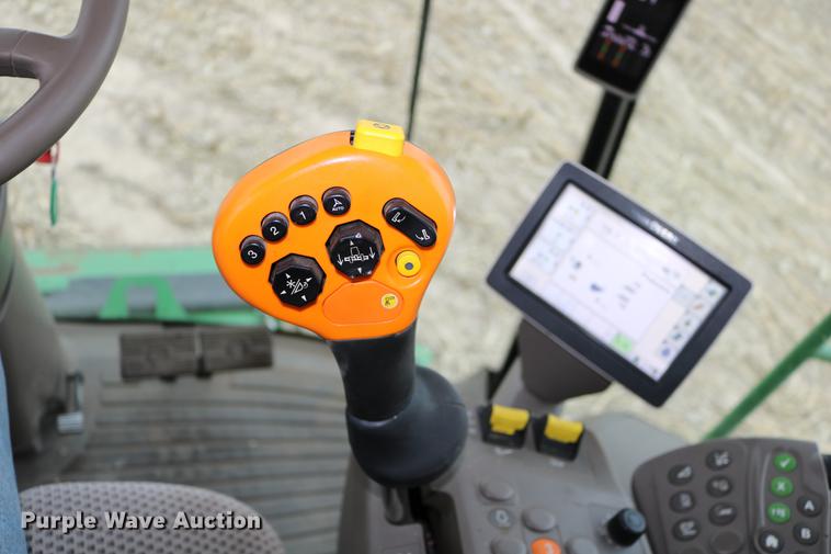 image for item DB1167 2013 John Deere S670 STS combine