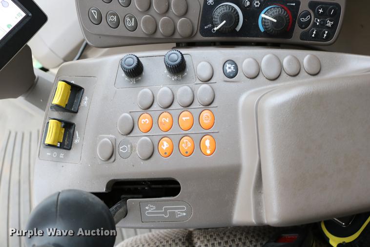 image for item DB1167 2013 John Deere S670 STS combine