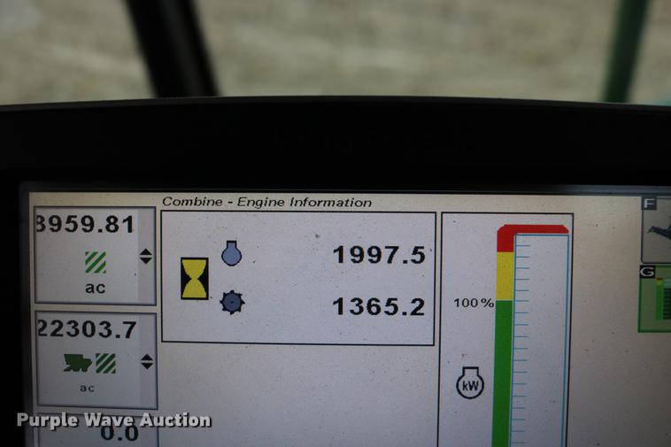 image for item DB1167 2013 John Deere S670 STS combine