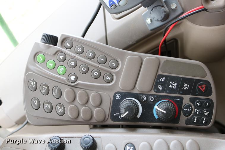 image for item DB1167 2013 John Deere S670 STS combine