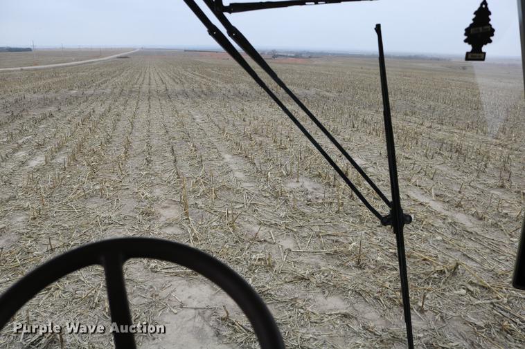 image for item DB1167 2013 John Deere S670 STS combine