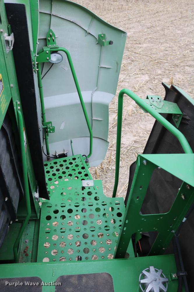 image for item DB1167 2013 John Deere S670 STS combine