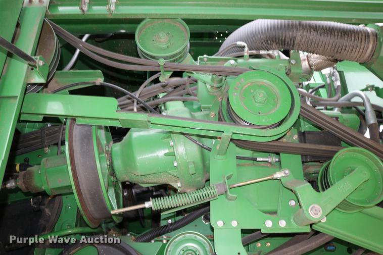 image for item DB1167 2013 John Deere S670 STS combine