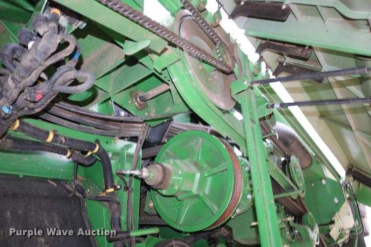 image for item DB1167 2013 John Deere S670 STS combine