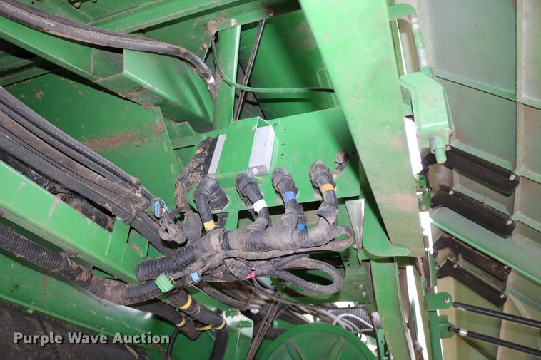 image for item DB1167 2013 John Deere S670 STS combine