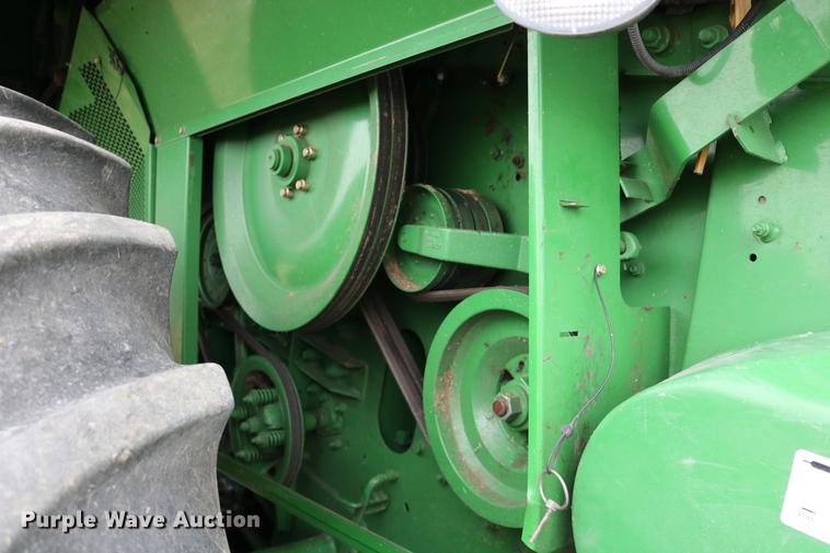 image for item DB1167 2013 John Deere S670 STS combine
