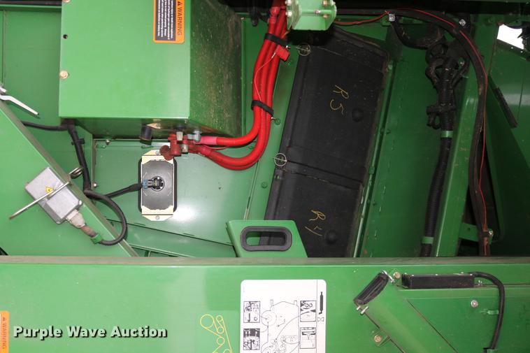 image for item DB1167 2013 John Deere S670 STS combine