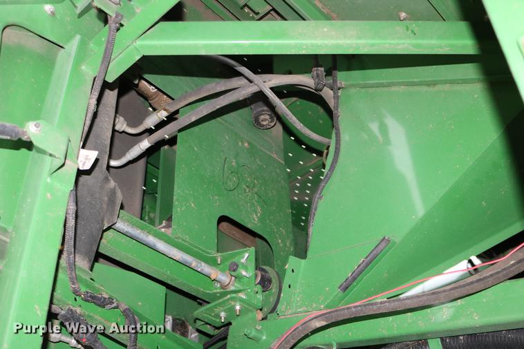 image for item DB1167 2013 John Deere S670 STS combine