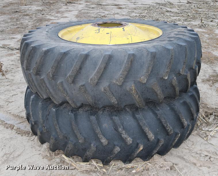 image for item DB1167 2013 John Deere S670 STS combine