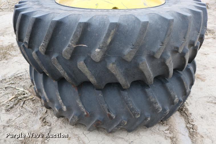 image for item DB1167 2013 John Deere S670 STS combine