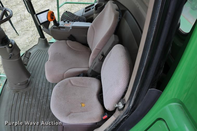 image for item DB1168 2013 John Deere S670 STS combine